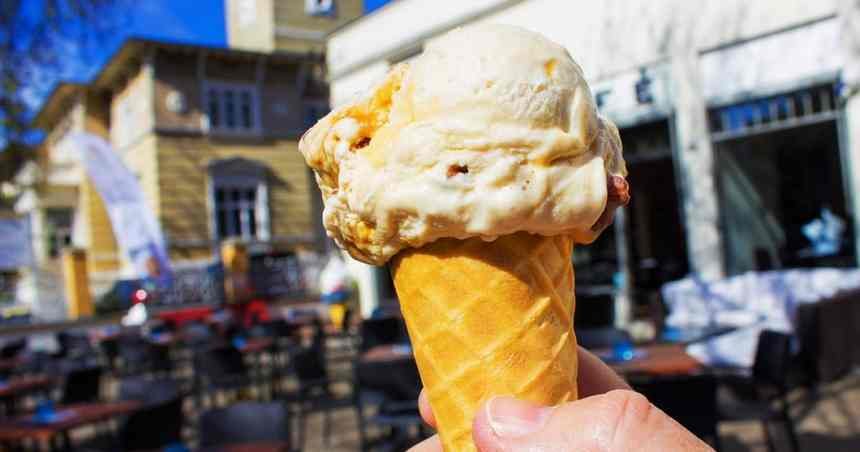 The Energy of Ice Cream: Sugar Can Heal Stress